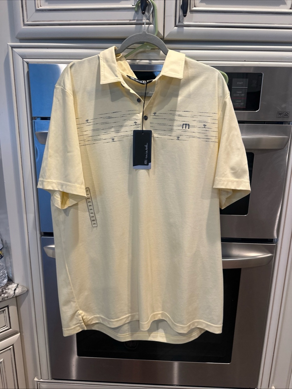 Travis Mathew NWT